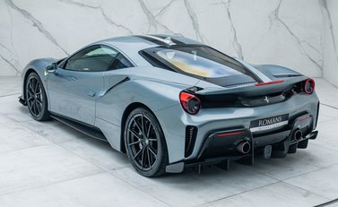 Ferrari 488 Pista 9