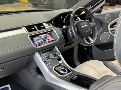 Land Rover Range Rover Evoque 2.0 Range Rover Evoque HSE Dynamic TD4 Auto 4WD 2dr 76