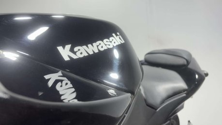 Kawasaki Ninja EX 250 2012 ONLY 9K NEW MOT 33BHP A2 READY 250CC SPORTS BIKE 39