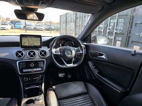 Mercedes-Benz CLA Class 2.1 CLA220d AMG Line Night Edition Coupe 4dr Diesel 7G-DCT Euro 6 (s/s) (17 22