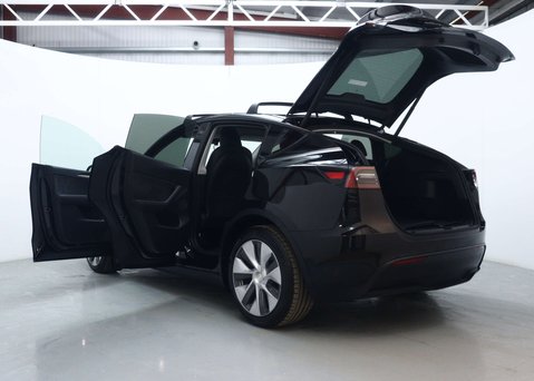 Tesla Model Y (Dual Motor) Long Range SUV 5dr Electric Auto 4WDE (384 bhp) 52