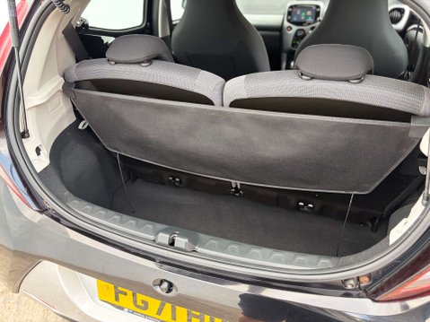 Toyota Aygo 1.0 Aygo X-Play TSS VVT-i 5dr 27