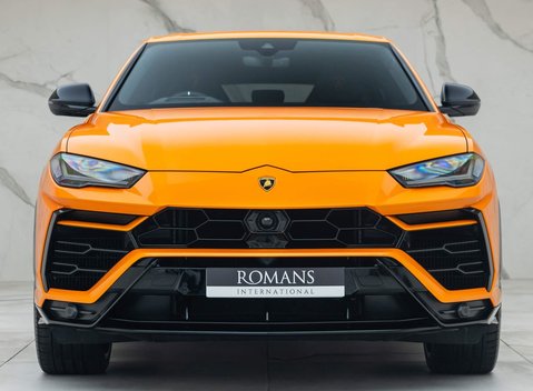 Lamborghini Urus 25