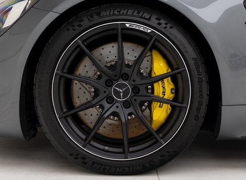 Mercedes-Benz AMG GT R GT R Premium 8