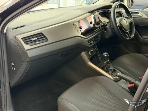Volkswagen Polo 1.0 EVO Match Euro 6 (s/s) 5dr 21