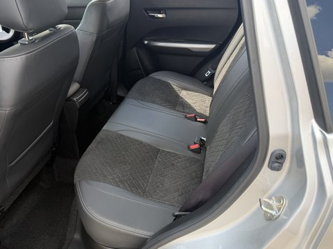 Suzuki Vitara 1.4 Boosterjet 48V Hybrid SZ5 5dr 39