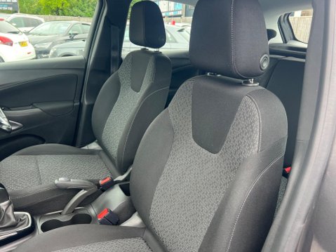 Vauxhall Crossland 1.2 SE Euro 6 (s/s) 5dr 25