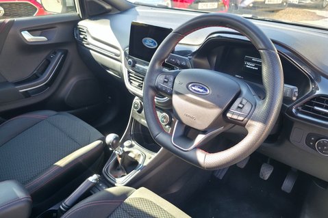 Ford Puma ST-LINE MHEV..1 FORMER KEEPER, 5 SERVICE.GLASS SUNROOF ,SAT NAV. 10