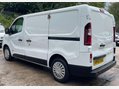 Renault Trafic 1.6 dCi 27 Business+ SWB Standard Roof Euro 5 5dr 17