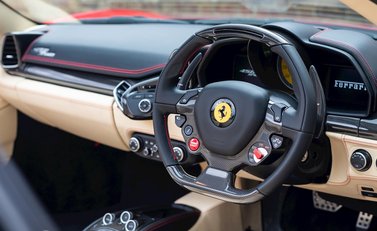 Ferrari 458 Spider 13