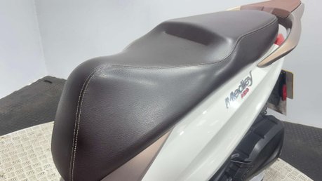 Piaggio Medley 2022 27K CLEAN 125CC LEARNER SCOOTER NEW MOT SERVICED 9