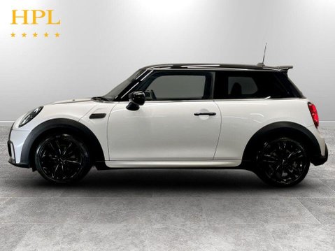Mini Hatch 1.5 Cooper Sport Hatchback 3dr Petrol Steptronic Euro 6 (s/s) (136 ps) 4