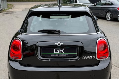 Mini Hatch COOPER D - £20 ROAD TAX - MEDIA XL -LED HEADLIGHTS -HIGH SPEC - NEW MOT 8