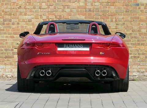 Jaguar F-Type S V8 Convertible 16