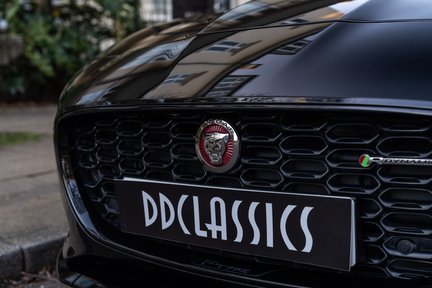 Jaguar F-Type R-Dynamic Black 10