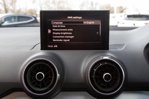 Audi Q2 TFSI S LINE 33