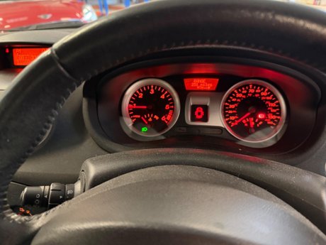 Renault Clio 1.5 dCi Dynamique Sport Tourer Euro 4 5dr 17