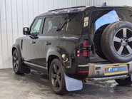 Land Rover Defender 2.0 Defender X-Dynamic HSE PHEV Auto 4WD 5dr 33