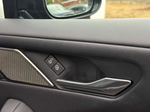Jaguar I-Pace 400 90kWh SE Auto 4WD 5dr 68