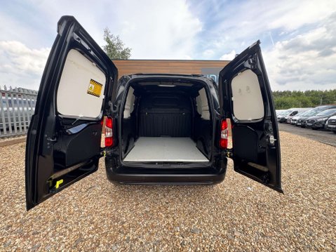 Toyota Proace City 1.5 Proace City Icon 6