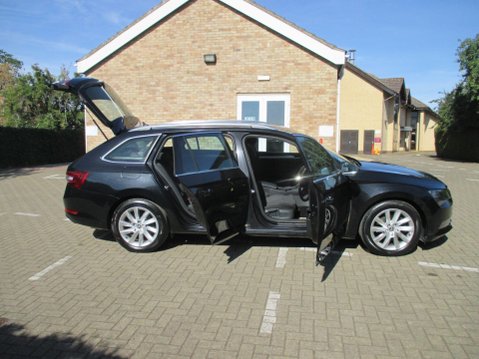 Skoda Superb 1.5 TSI ACT SE DSG Euro 6 (s/s) 5dr 9