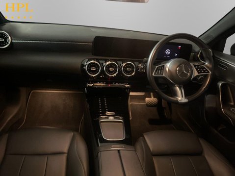 Mercedes-Benz A Class 1.3 A180h MHEV Sport (Executive) Hatchback 5dr Petrol Hybrid 7G-DCT Euro 6 18