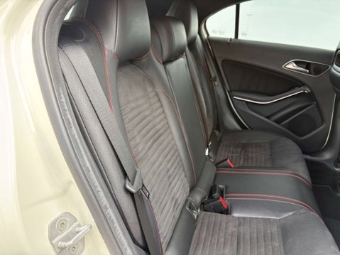 Mercedes-Benz A Class 1.5 A180 BlueEfficiency AMG Sport CDi Auto 5dr 25