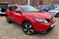 Nissan Qashqai N-TEC PLUS DIG-T.. GLASS ROOF.. SAT NAV.. REVERSING CAMERA.. 5 SERVICES 1