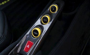 Ferrari F8 Tributo 16