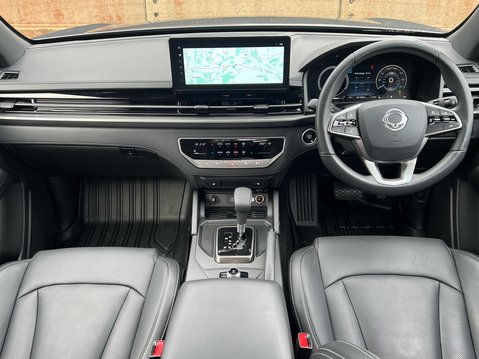 KGM Musso SARACEN 10