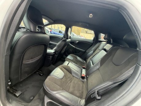 Volvo V40 T2 R-DESIGN 11