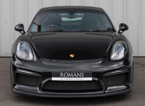 Porsche Cayman GT4 (718) 4