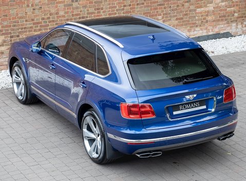 Bentley Bentayga V8 9