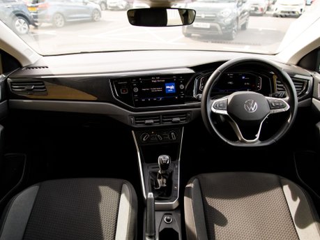 Volkswagen Polo LIFE TSI