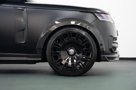 Land Rover Range Rover 3.0 D300 MHEV HSE SUV 5dr Diesel Auto 4WD Euro 6 (s/s) (300 ps) 24