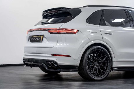 Porsche Cayenne 4.0T V8 GPF Turbo SUV 5dr Petrol TiptronicS 4WD Euro 6 (s/s) (550 ps) 17