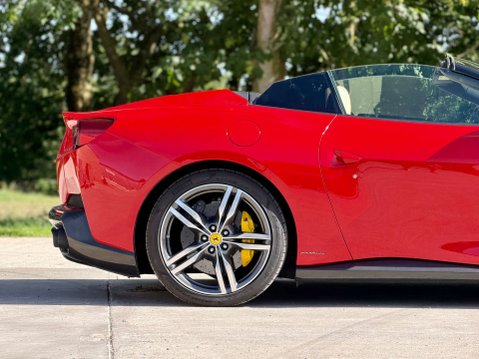 Ferrari Portofino 3.9 Portofino Semi-Auto 2dr 42