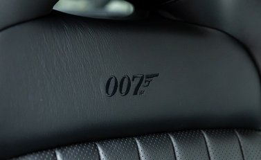 Aston Martin Vantage 007 Edition 23