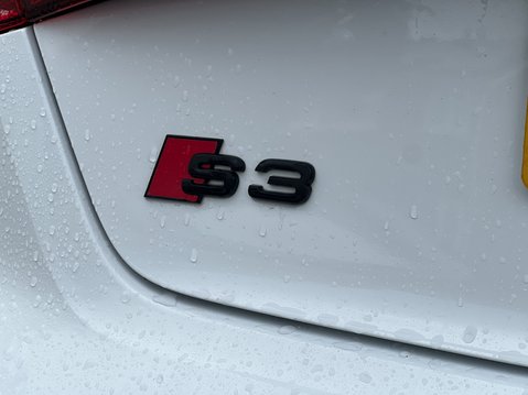 Audi S3 2.0 TFSI Black Edition Sportback 5dr Petrol S Tronic quattro Euro 6 (s/s) ( 20