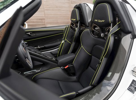 Porsche 918 Spyder 14