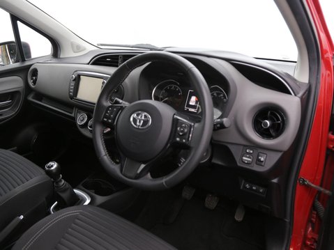 Toyota Yaris 1.5 VVT-i Icon Tech Euro 6 5dr 22