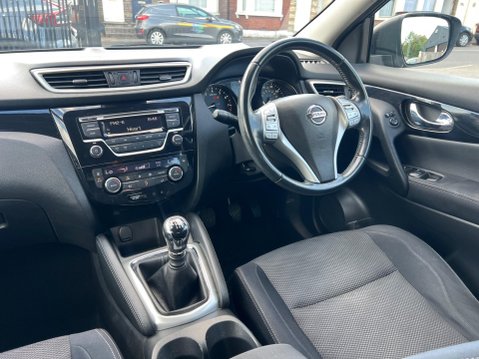 Nissan Qashqai 1.2 DIG-T Acenta 2WD Euro 5 (s/s) 5dr 22