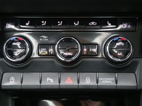 Skoda Karoq 1.5 TSI ACT SportLine DSG Euro 6 (s/s) 5dr 17