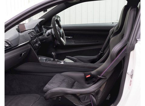 BMW M4 DTM Champion Edition 17