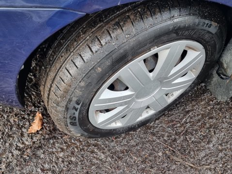 Renault Clio EXPRESSION 16V 14