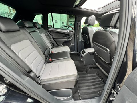 Volkswagen Tiguan R-LINE TDI BMT 4MOTION DSG 63