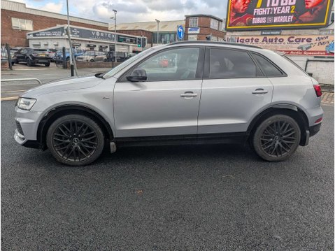 Audi Q3 2.0 Q3 Black Edition TDI Quattro Semi-Auto 4WD 5dr 8