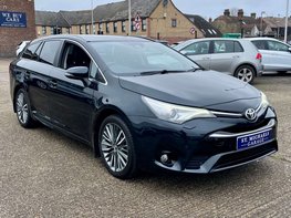 Toyota Avensis 1.8 Avensis Excel Valvematic CVT 5dr 4