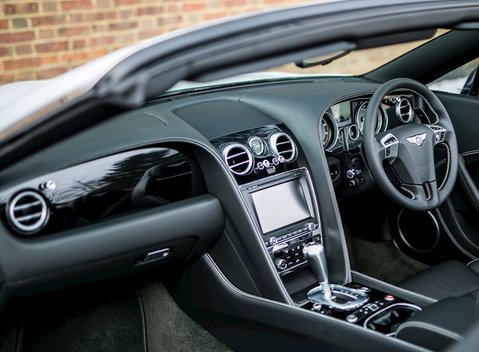 Bentley Continental GT GTC V8 S Mulliner 17