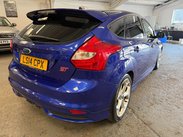Ford Focus 2.0T EcoBoost ST-2 Euro 5 (s/s) 5dr 8